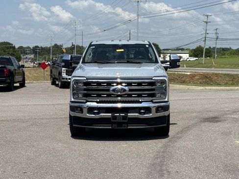 Certified 2024 Ford F250 Lariat w/ Lariat Ultimate Package AWD/4WD image 2