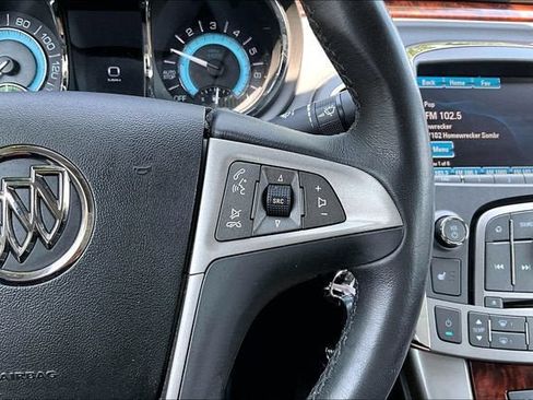 Used 2012 Buick LaCrosse Premium FWD image 21