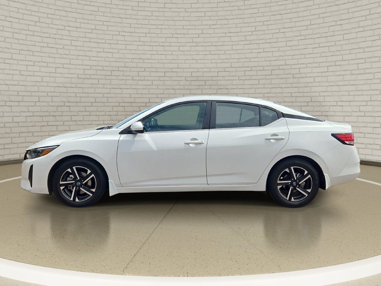 Used 2024 Nissan Sentra SV w/ All-Weather Package FWD image 8