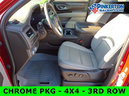 Used 2022 GMC Yukon SLT w/ SLT Premium Package image 11