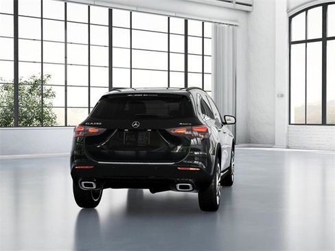New 2026 Mercedes-Benz GLA 250 4MATIC image 24