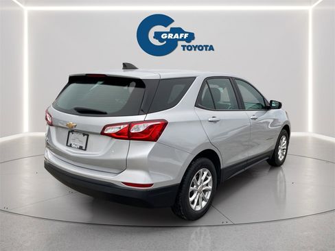 Used 2020 Chevrolet Equinox LS image 5