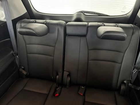 Used 2021 Honda Pilot Elite image 34