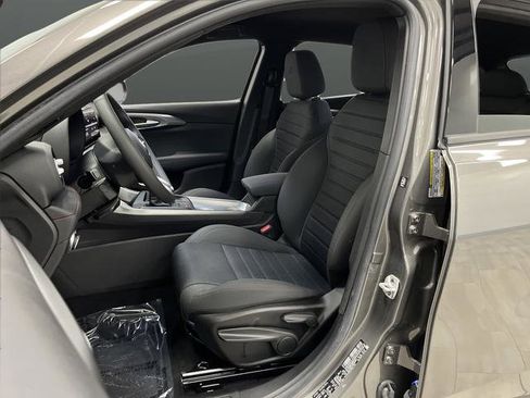 Used 2024 Dodge Hornet GT image 4