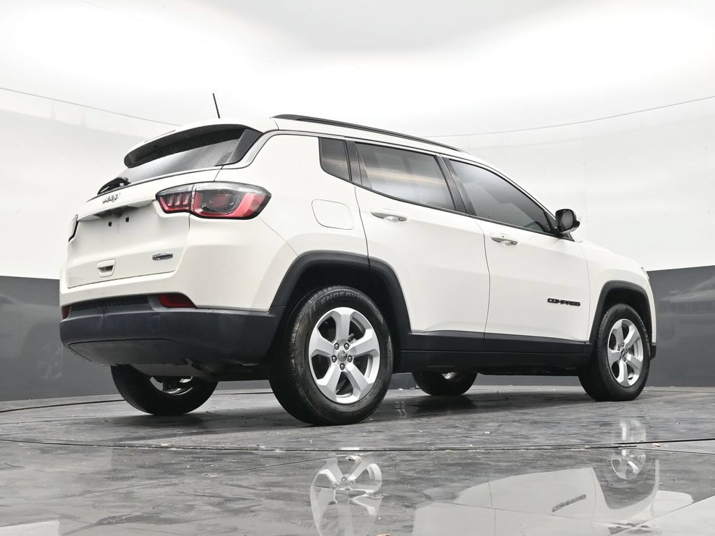 Used 2020 Jeep Compass Latitude w/ Popular Equipment Group FWD image 24
