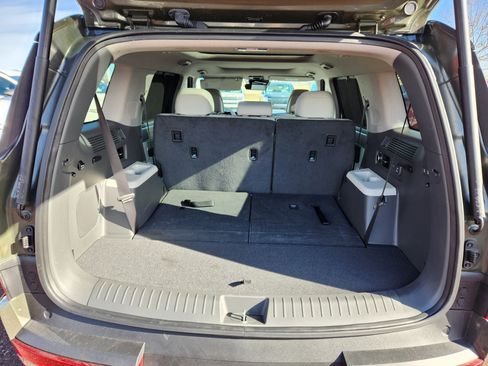 Used 2024 Hyundai Santa Fe Limited image 8