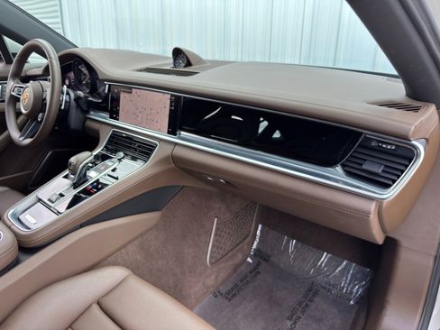 Used 2023 Porsche Panamera 4S image 14