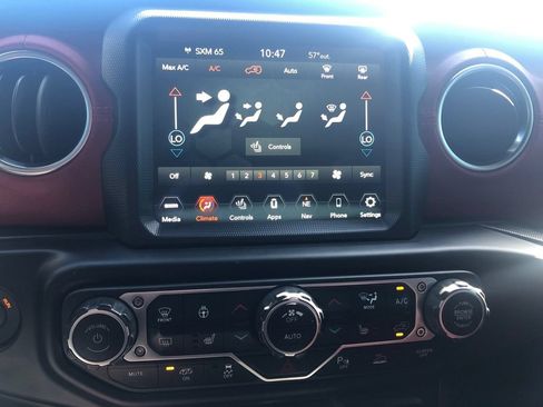Used 2023 Jeep Wrangler Unlimited Rubicon 392 AWD/4WD image 23
