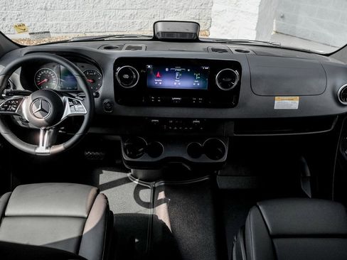 New 2025 Mercedes-Benz Sprinter 2500 image 20