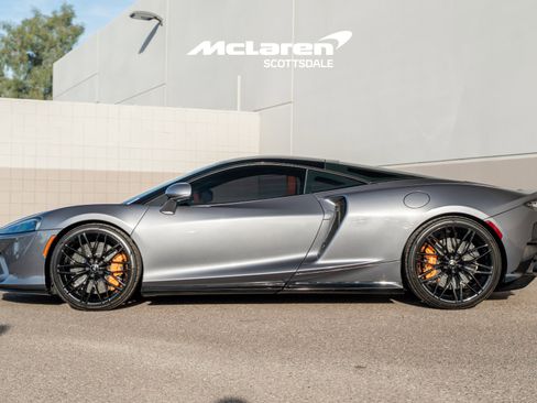 Used 2023 McLaren GT image 4