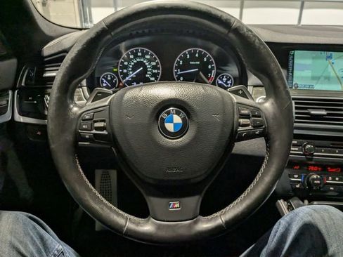 Used 2013 BMW 550i xDrive Sedan image 27
