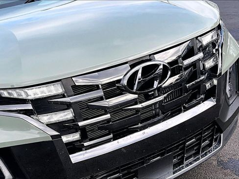 Used 2024 Hyundai Santa Cruz Limited image 34