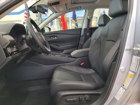 New 2025 Honda Accord Touring image 7