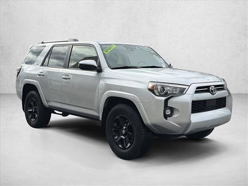 Used 2024 Toyota 4Runner SR5 image 3