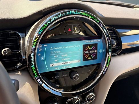 Certified 2024 MINI Cooper SE image 30