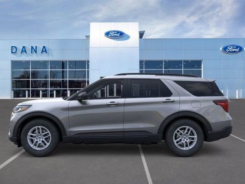 New 2026 Ford Explorer Active image 3