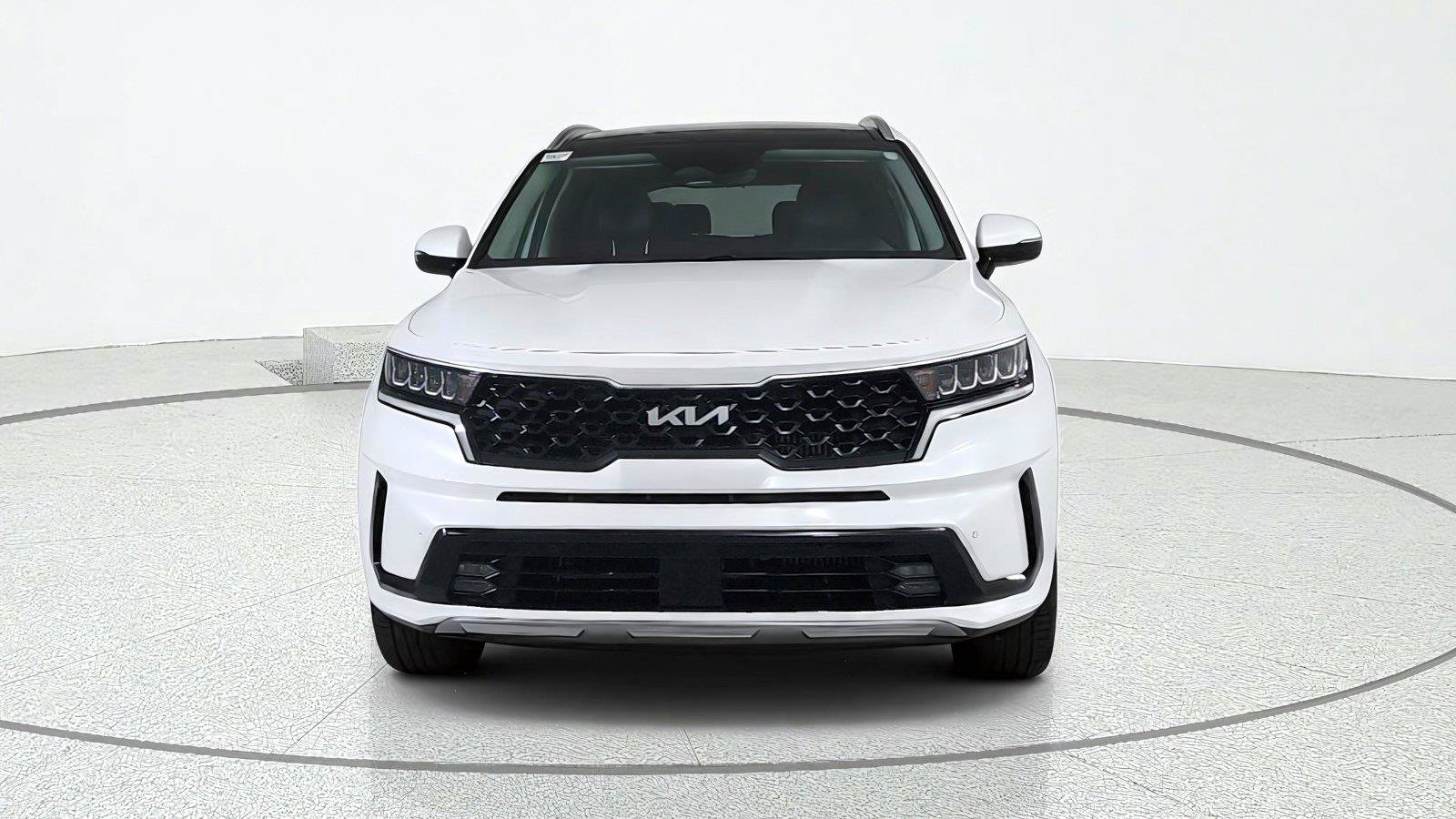 Used 2022 Kia Sorento EX w/ Panoramic Sunroof Package AWD/4WD image 2