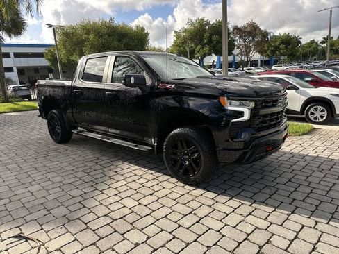 Used 2024 Chevrolet Silverado 1500 LT Trail Boss w/ LT Trail Boss Premium Package AWD/4WD image 16