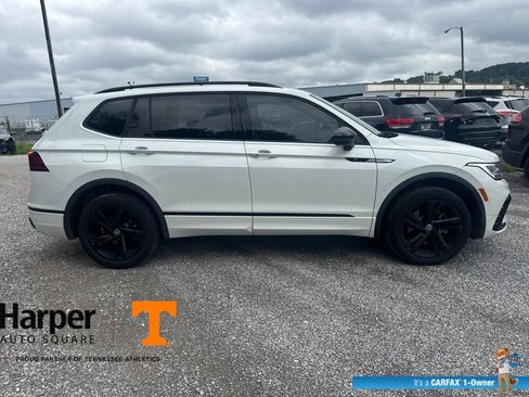 Used 2024 Volkswagen Tiguan SE R-Line AWD/4WD image 6