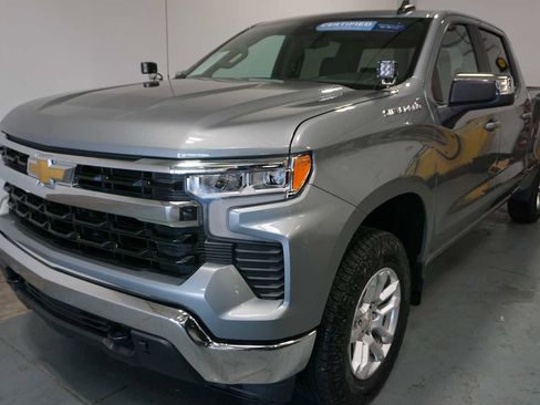 Certified 2025 Chevrolet Silverado 1500 LT image 1