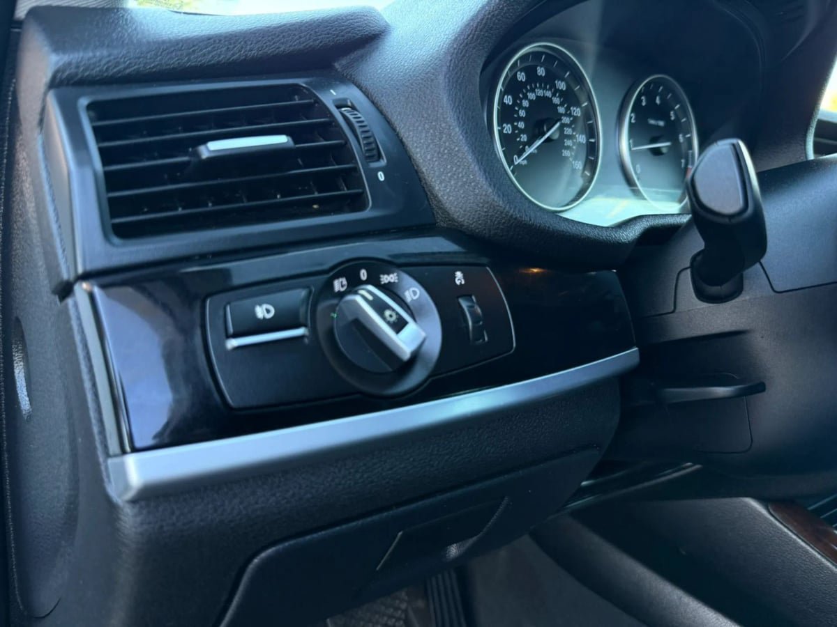 Used 2017 BMW X3 xDrive28i AWD/4WD image 39