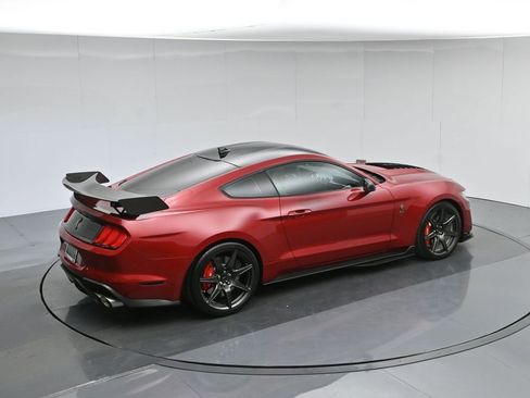 Used 2021 Ford Mustang Shelby GT500 w/ Carbon Fiber Track Pack image 44