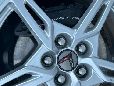 Used 2025 Chevrolet Corvette Stingray Premium Cpe w/ 3LT RWD image 39