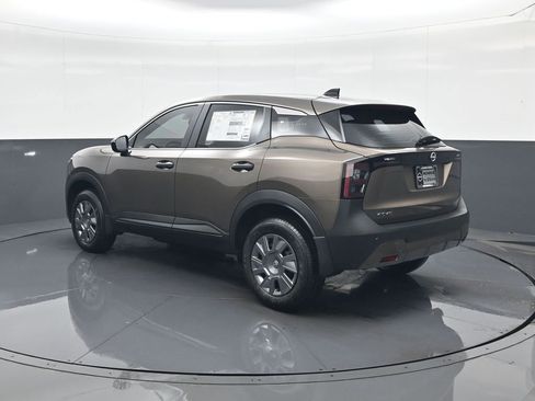 New 2026 Nissan Kicks S FWD image 5