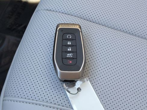 New 2026 INFINITI QX60 Luxe w/ Cargo Package image 32