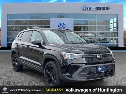 Certified 2025 Volkswagen Taos SE w/ Taos Adventure Package (SXB)