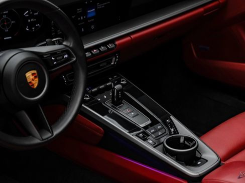 Used 2021 Porsche 911 Carrera 4 image 58