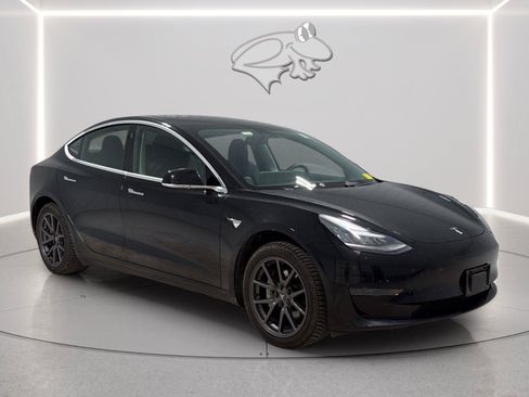 Used 2020 Tesla Model 3 Standard Range RWD image 7