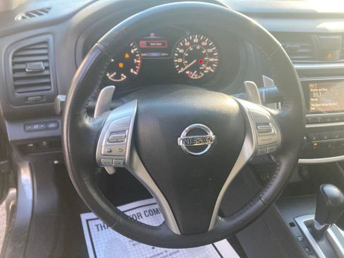 Used 2017 Nissan Altima 2.5 SR image 18