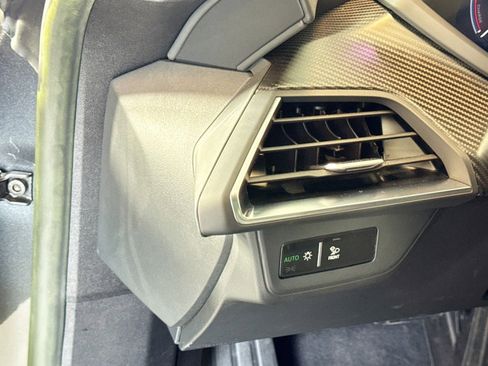 Used 2023 Audi e-tron GT Premium Plus w/ Performance Package image 10