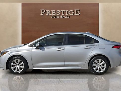 Used 2022 Toyota Corolla LE image 35