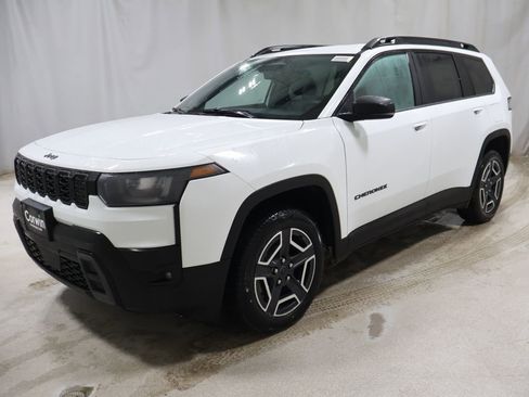 New 2026 Jeep Cherokee Limited image 3