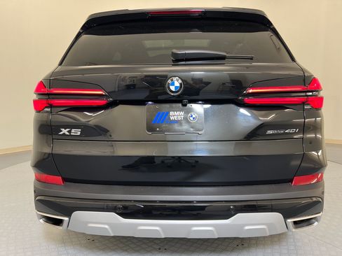 Used 2026 BMW X5 sDrive40i image 9