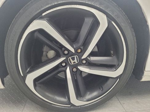 Used 2018 Honda Accord LX image 31