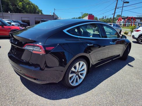 Used 2018 Tesla Model 3 Long Range RWD image 4