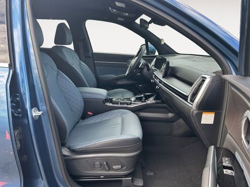 Used 2025 Kia Sorento SX Prestige image 10