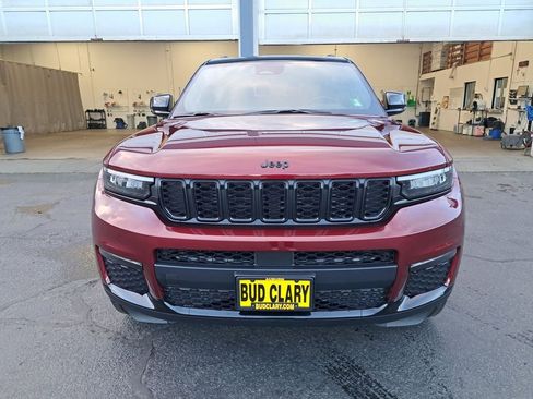 New 2025 Jeep Grand Cherokee L Limited w/ Trailer Tow Package AWD/4WD image 8