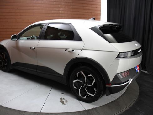 Used 2023 Hyundai Ioniq 5 SEL image 17