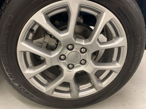 Used 2022 Jeep Compass Latitude image 26