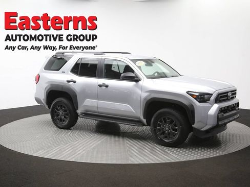 Used 2025 Toyota 4Runner SR5 AWD/4WD image 47