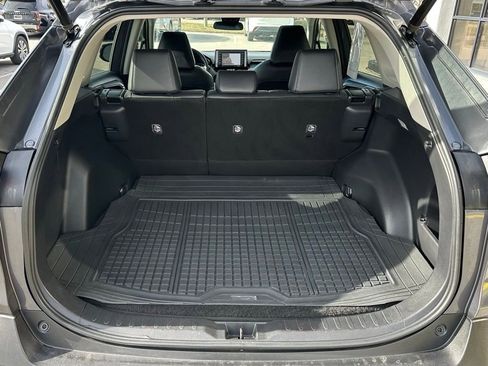 Used 2020 Toyota RAV4 XLE Premium image 23