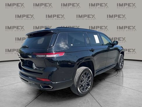 Used 2025 Jeep Grand Cherokee L Summit AWD/4WD image 5
