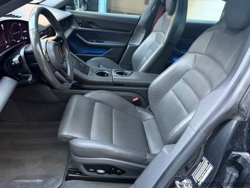 Used 2022 Porsche Taycan image 13