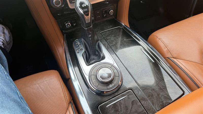 Used 2018 INFINITI QX80 4WD w/ Deluxe Technology Package image 35