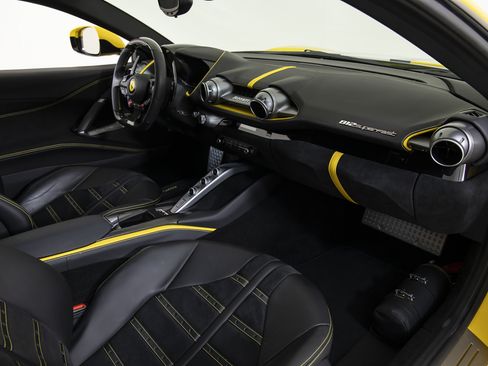 Certified 2019 Ferrari 812 Superfast RWD image 18