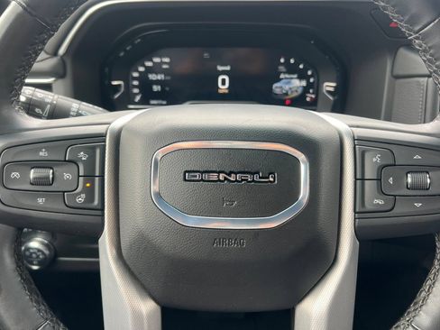 Used 2024 GMC Yukon Denali AWD/4WD image 30